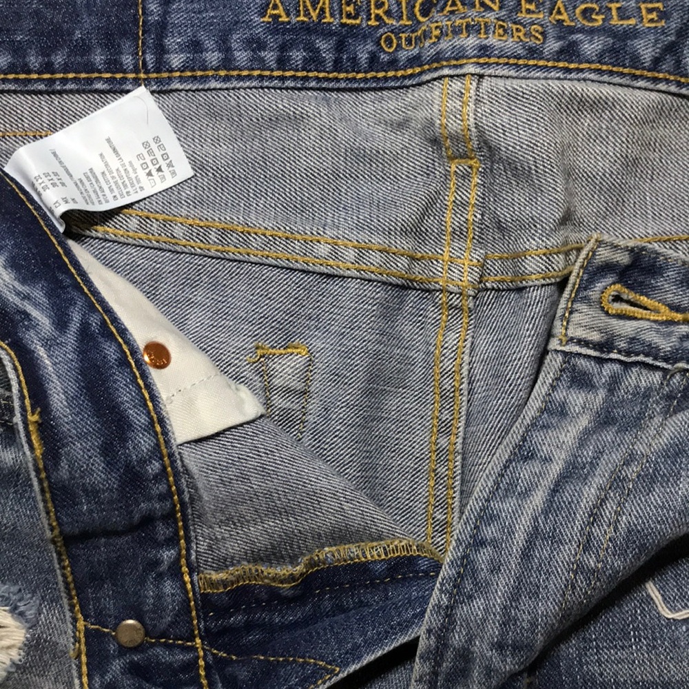 American Eagle Jeans Size 30 x 32 (Never Worn) - Picture 3 of 4